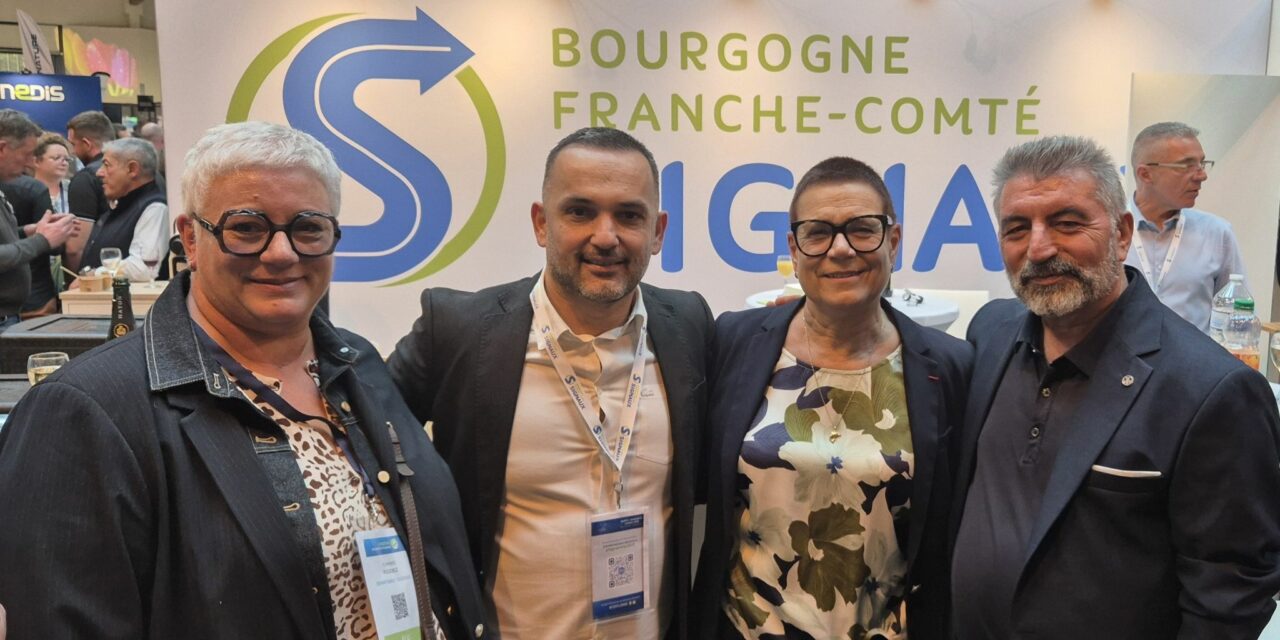 Retour en images du Carrefour des collectivités à Besançon – Stand pour Bourgogne Franche Comté Signaux